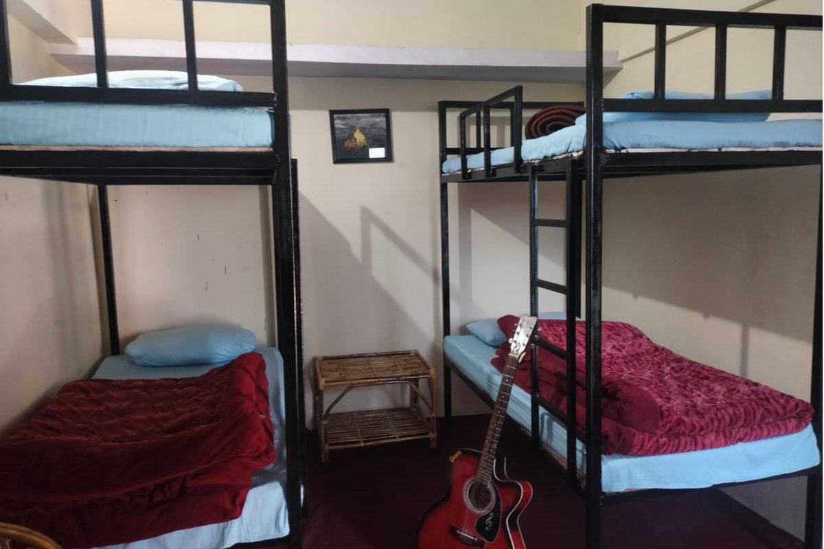 Two-combo-Room-of-6bed.jpg